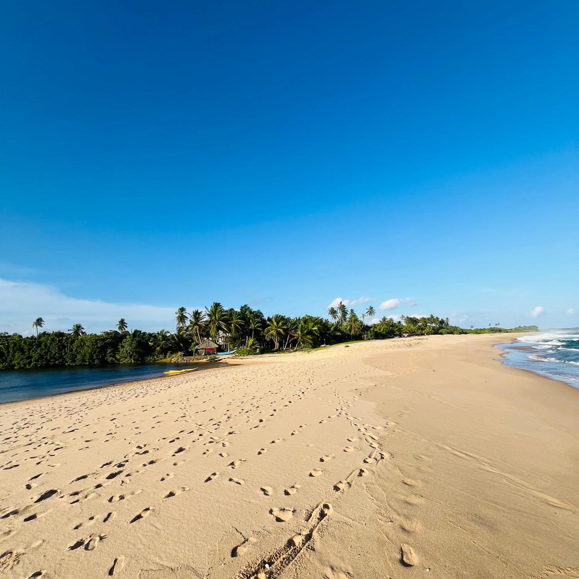 Hanguk Lanka Lagoon Villa Tangalle Exterior photo