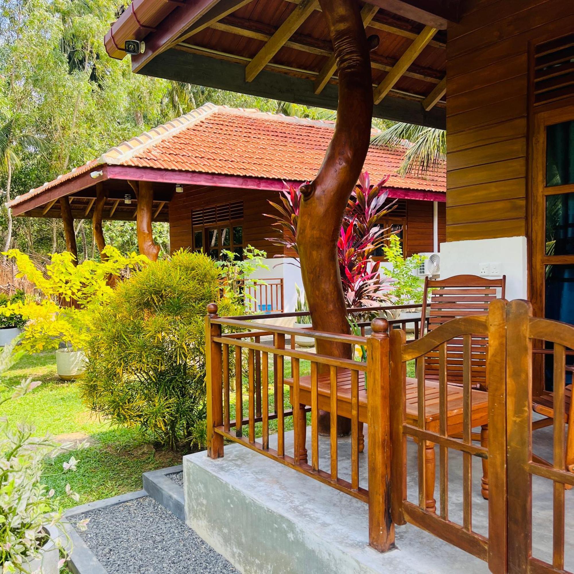 Hanguk Lanka Lagoon Villa Tangalle Exterior photo