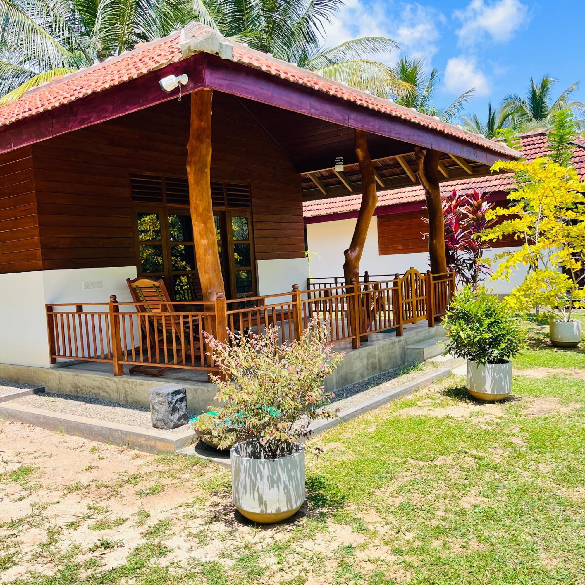Hanguk Lanka Lagoon Villa Tangalle Exterior photo