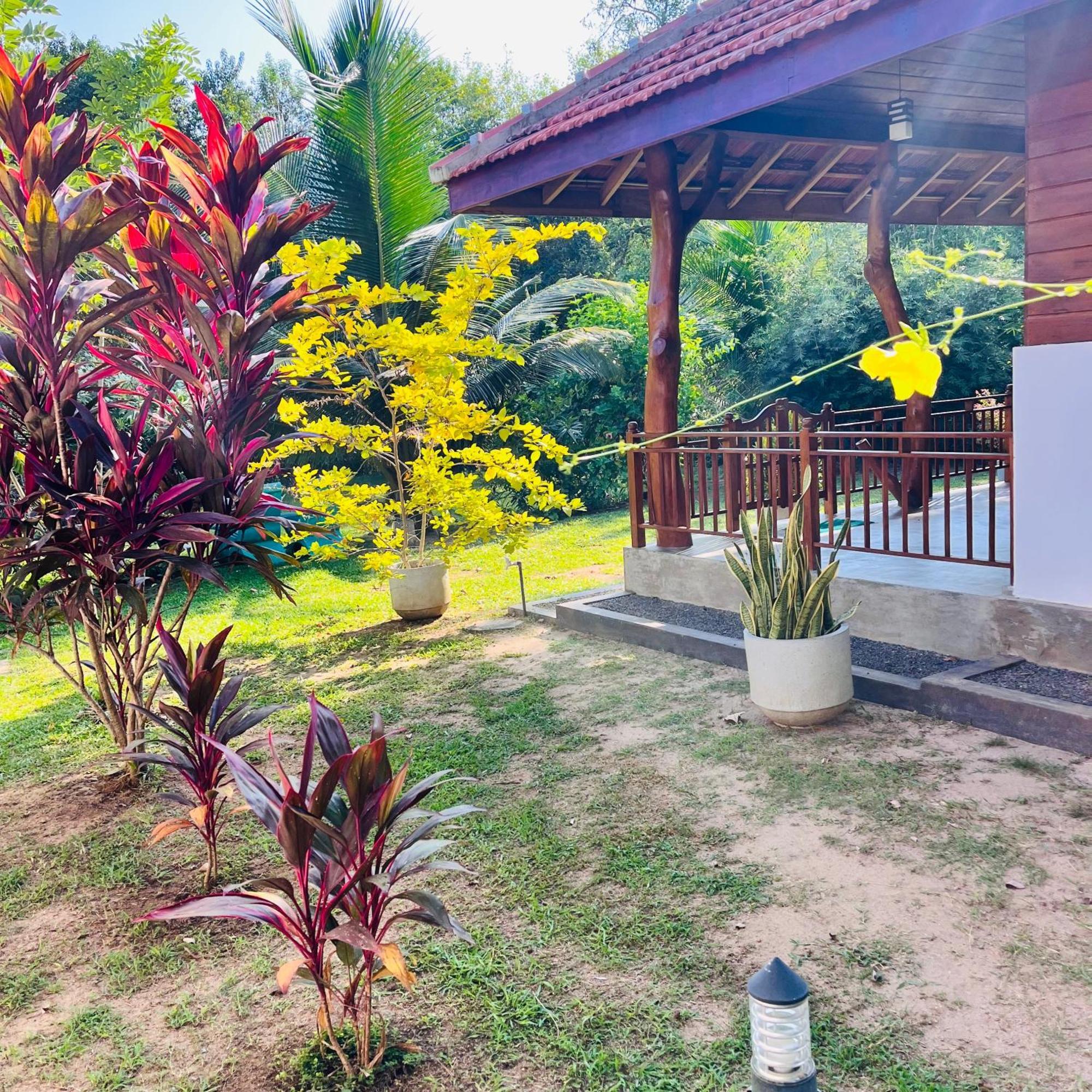 Hanguk Lanka Lagoon Villa Tangalle Exterior photo
